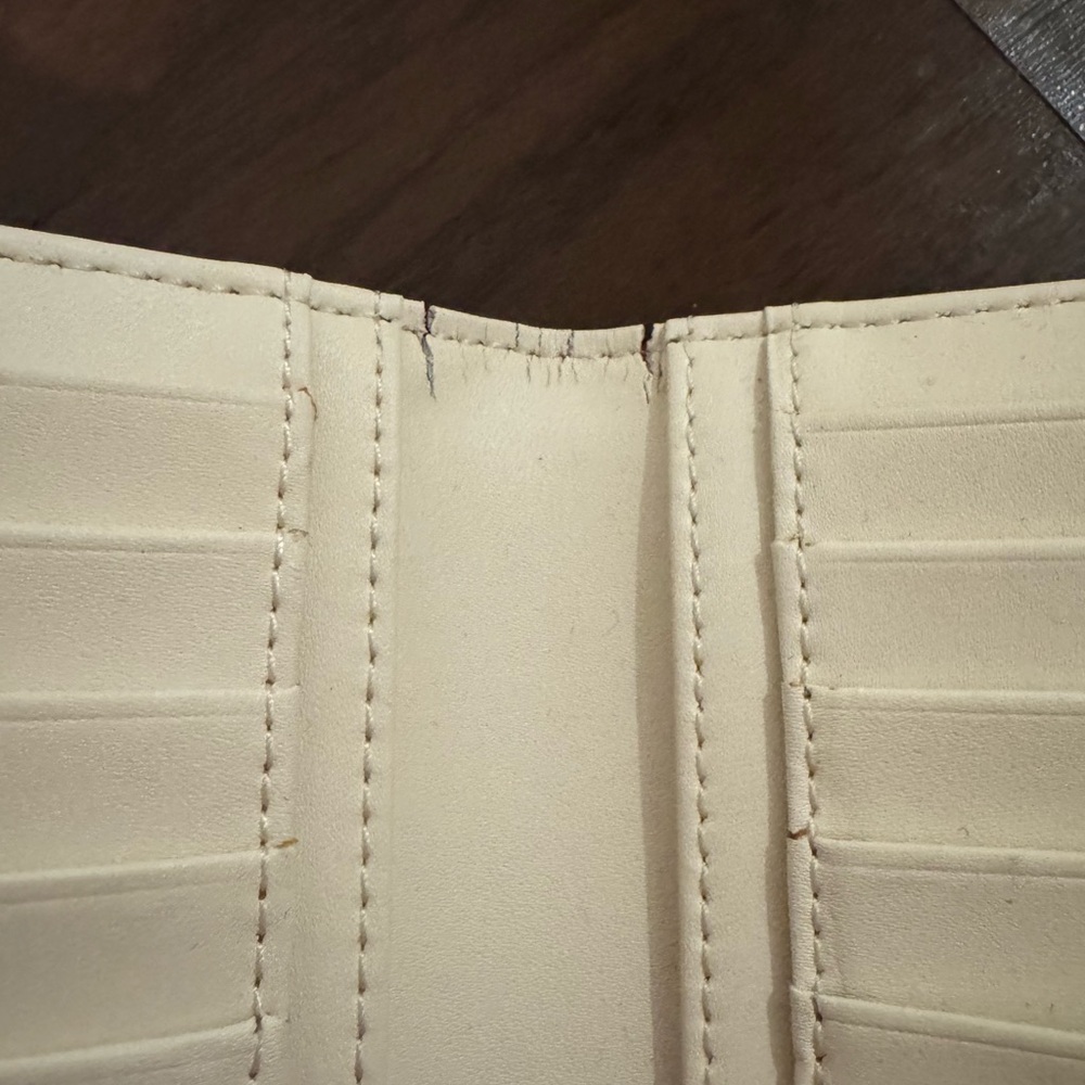 Kate Spade Wallet - Picture 6 of 8